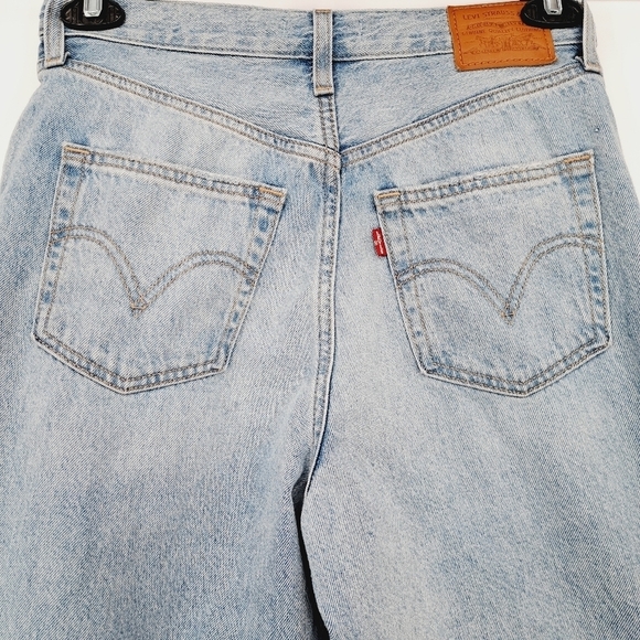 Levi's Premium Light Wash High Loose Taper Distressed Size 28 - Picture 5 of 12